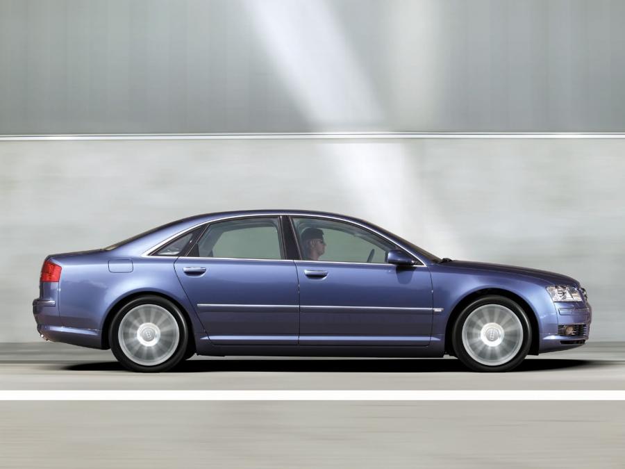  Audi A8 3.0 TDI Quattro (D3) 2003 года  (фото 4 из 5)